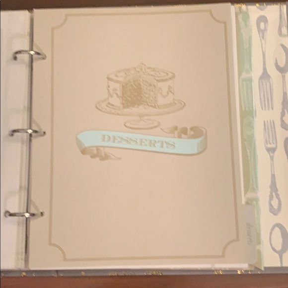 Recipe book new but with defects please see pics! - Picture 5 of 9